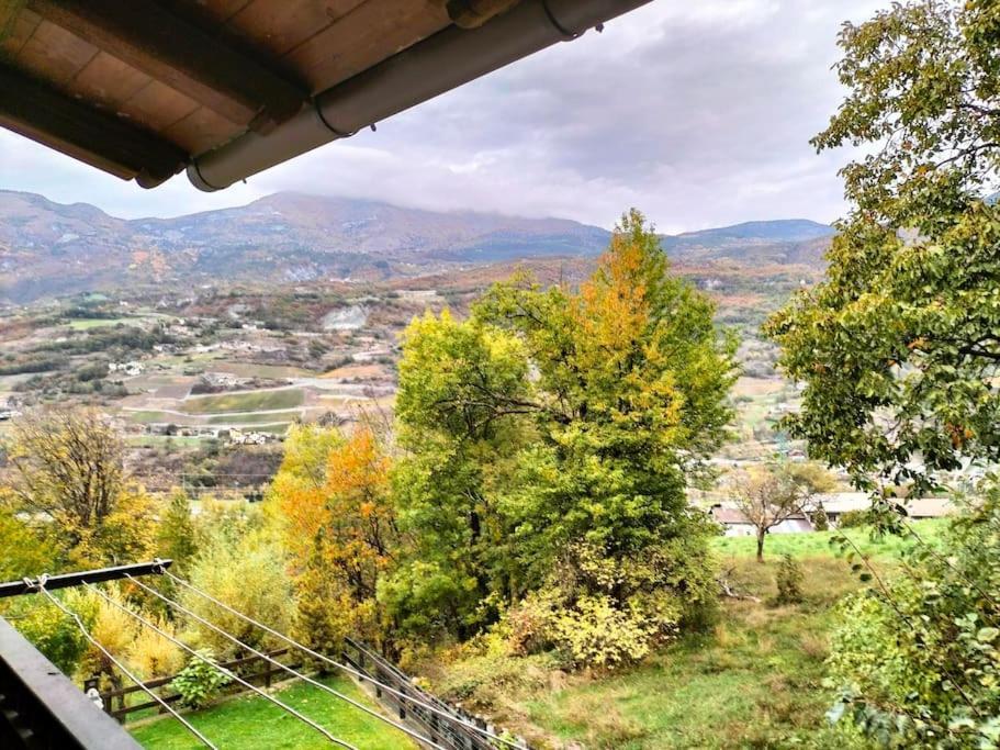 Appartamento Di Montagna Lo Grop Chambave Exteriér fotografie